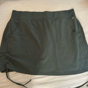 Woman’s athletic skort